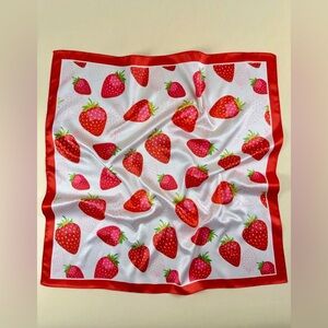 Strawberry Print Silk Scarf P43